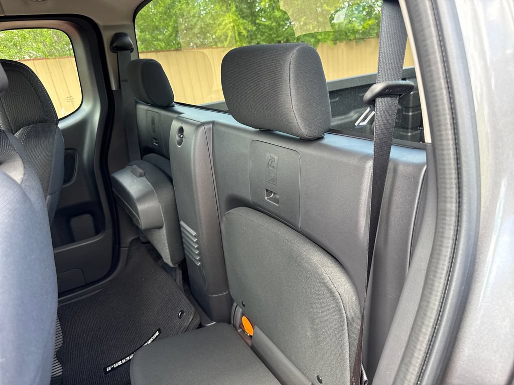 Used 2025 Nissan Frontier SV AWD/4WD image 21