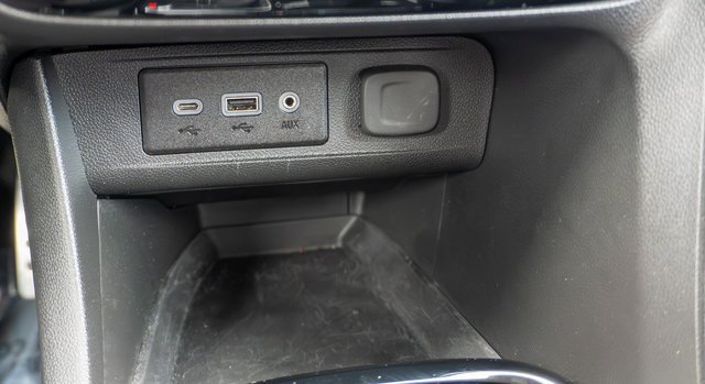 Used 2023 Buick Encore GX Select w/ Sport Touring Package FWD image 28