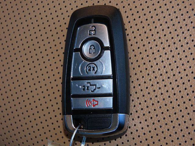 Certified 2024 Ford F350 Lariat image 37