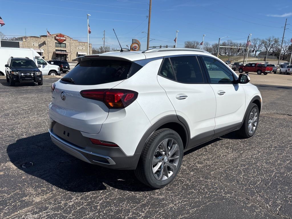 Used 2023 Buick Encore GX Essence w/ Experience Buick Package image 7