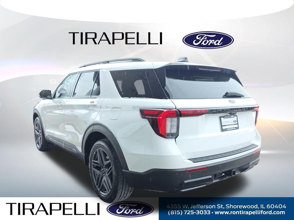 Certified 2025 Ford Explorer ST-Line w/ ST-Line Street Pack image 5