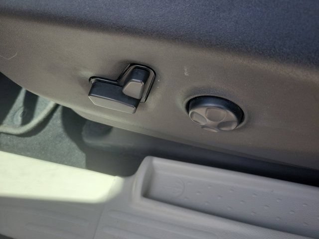 Used 2022 Chrysler Pacifica Touring-L AWD/4WD image 24