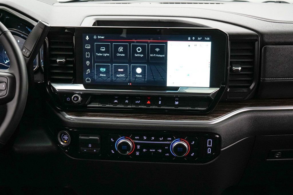 Used 2025 GMC Sierra 1500 Elevation image 16