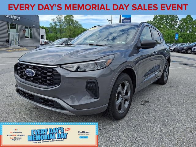 Certified 2024 Ford Escape ST-Line AWD/4WD image 4