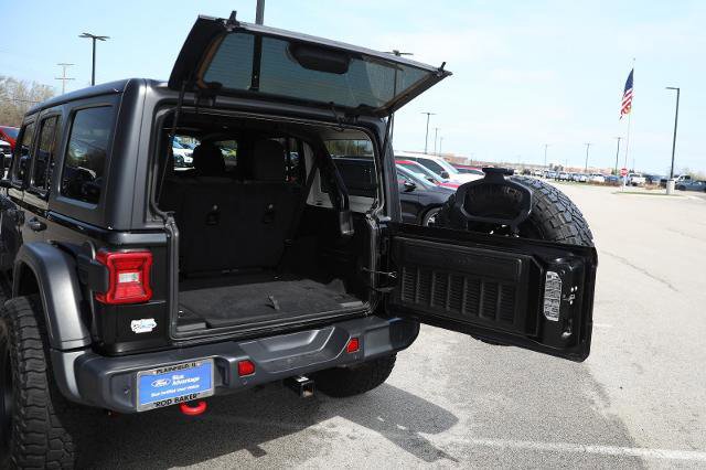 Used 2020 Jeep Wrangler Unlimited Rubicon w/ Dual Top Group AWD/4WD image 17