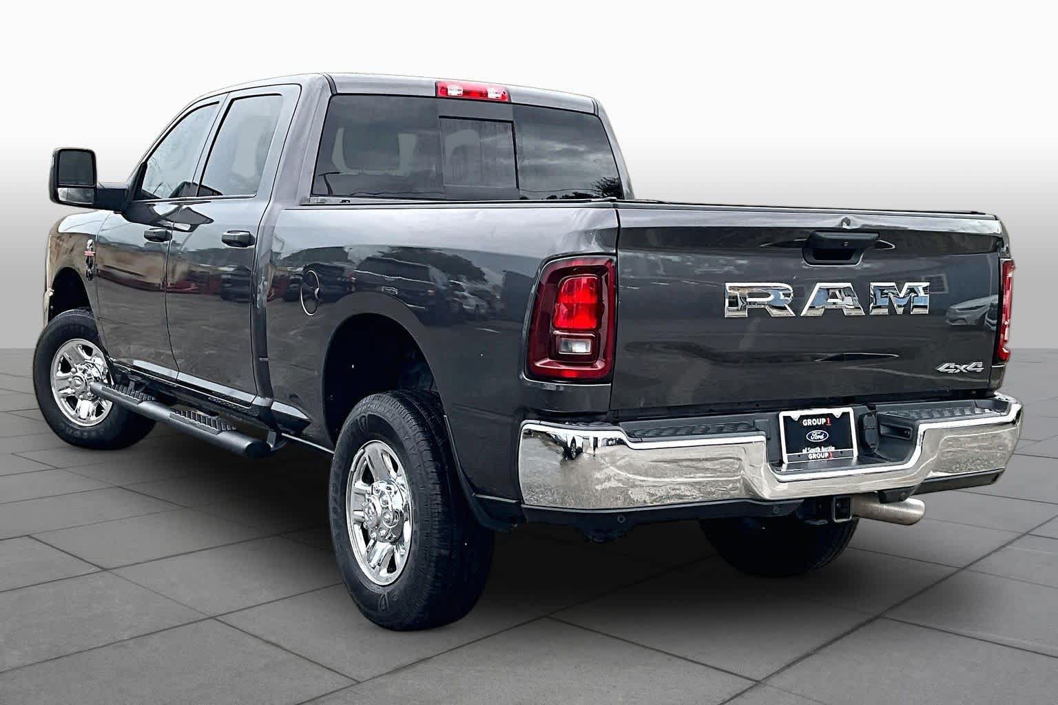 Used 2025 RAM 2500 Tradesman AWD/4WD image 6