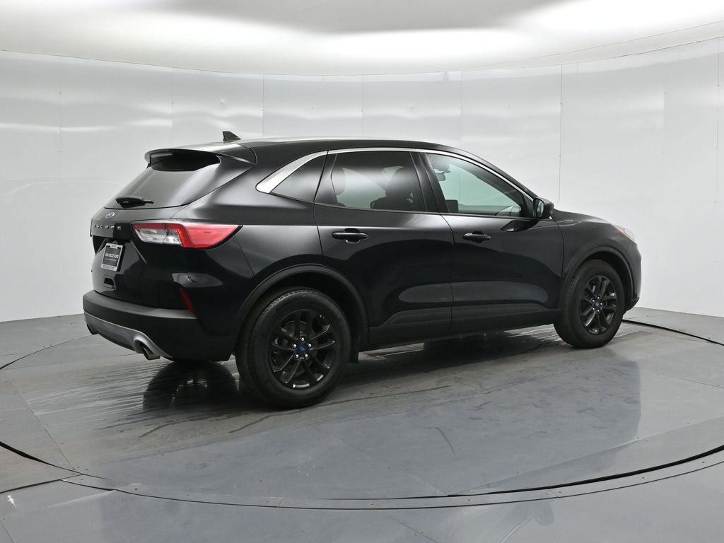 Certified 2022 Ford Escape SE image 25