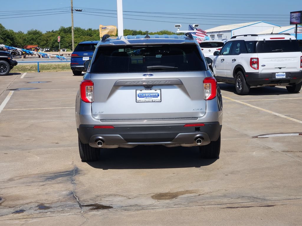 Certified 2024 Ford Explorer XLT w/ Equipment Group 202A AWD/4WD image 6