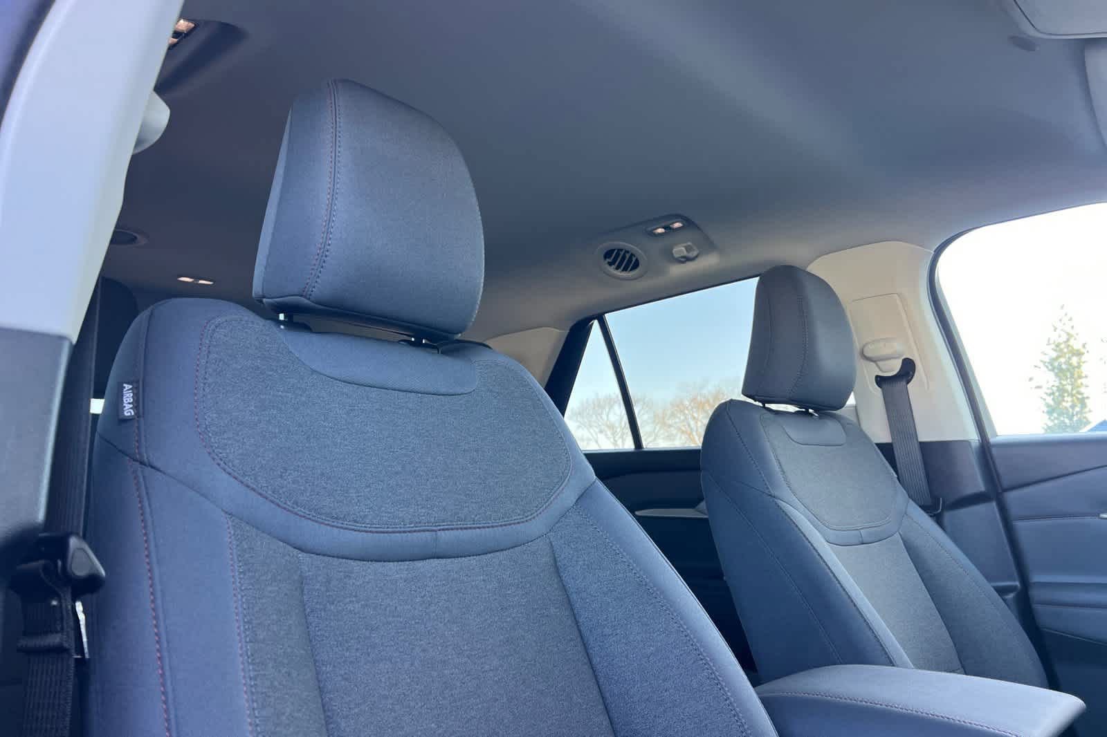 Certified 2025 Ford Explorer Active image 19