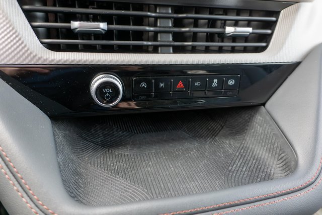 Certified 2025 Ford Explorer Active AWD/4WD image 26