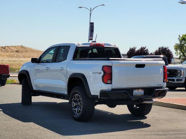 Used 2026 Chevrolet Colorado ZR2 w/ Technology Package AWD/4WD image 6