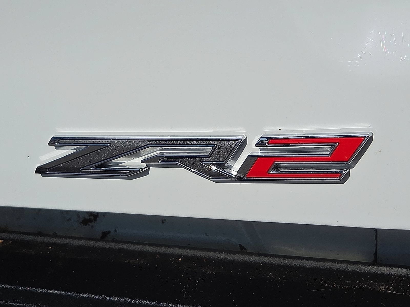 Used 2024 Chevrolet Colorado ZR2 w/ Technology Package AWD/4WD image 9