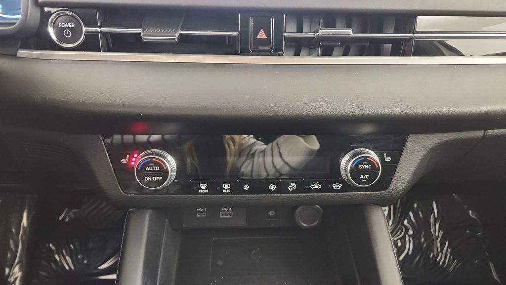 Used 2024 Mitsubishi Outlander SE AWD/4WD image 15