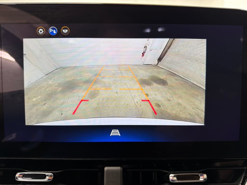 Used 2026 Chevrolet Equinox LT w/ Convenience Package II FWD image 28