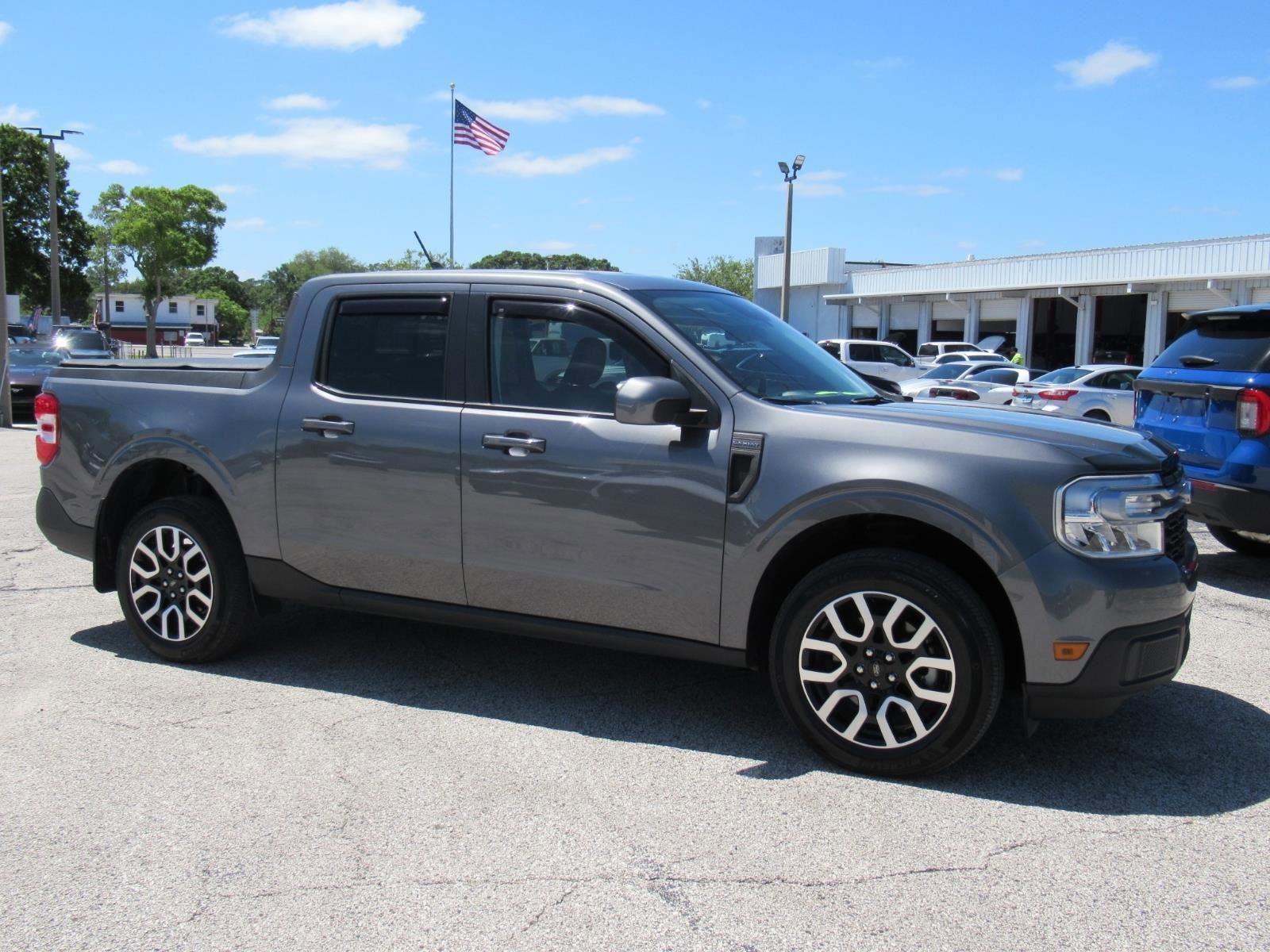 Certified 2022 Ford Maverick Lariat w/ Lariat Luxury Package FWD image 6