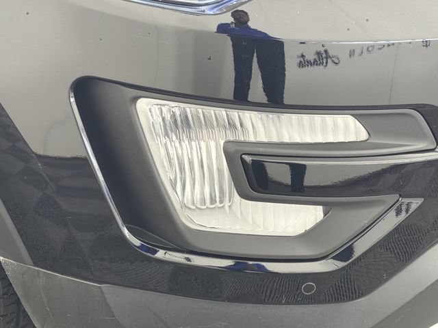 Certified 2017 Ford Explorer Limited FWD image 24