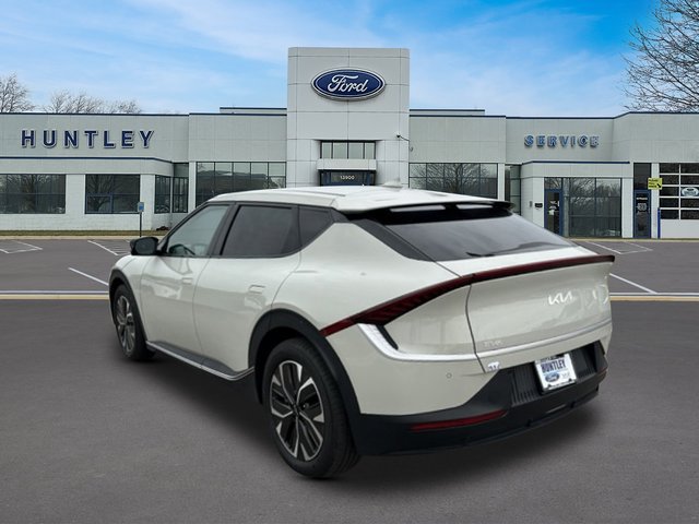 Used 2024 Kia EV6 Light AWD/4WD image 6