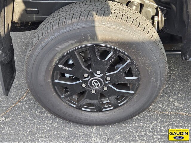 Used 2026 Toyota Tacoma SR5 RWD image 4