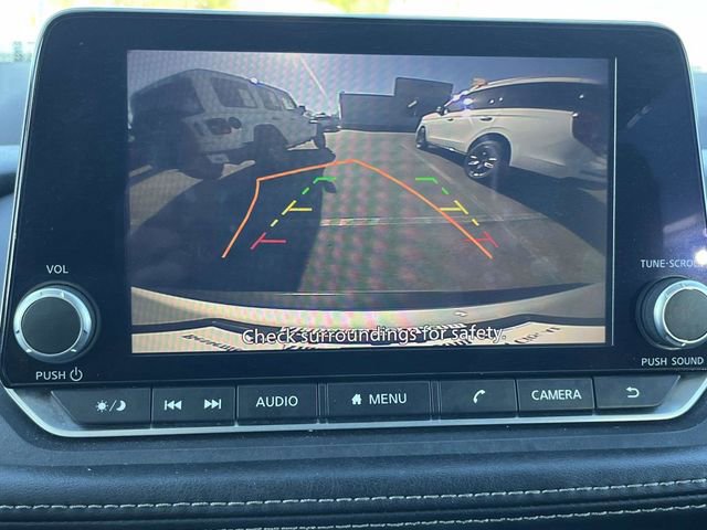 Used 2023 Nissan Rogue SV image 13