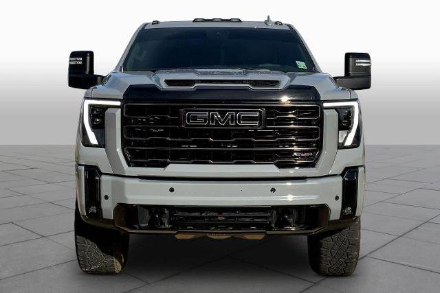 Used 2025 GMC Sierra 2500 AT4X AWD/4WD image 4