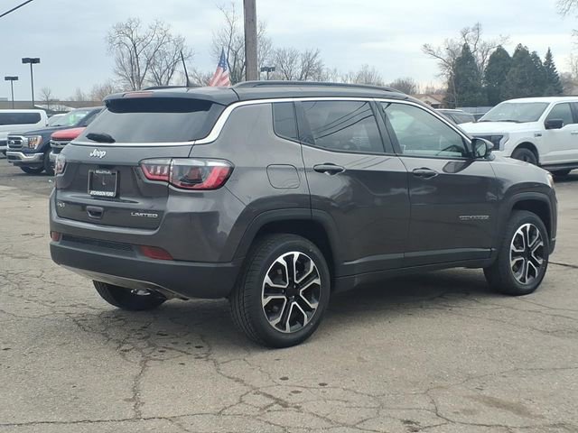 Used 2022 Jeep Compass Limited image 4