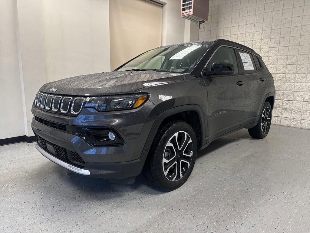 Used 2022 Jeep Compass Limited image 12