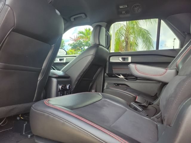 Certified 2024 Ford Explorer ST-Line w/ Class IV Trailer Tow Package RWD image 8