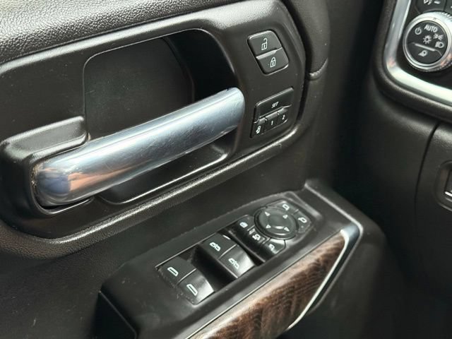 Used 2021 GMC Sierra 2500 Denali w/ Denali Black Diamond Edition AWD/4WD image 24
