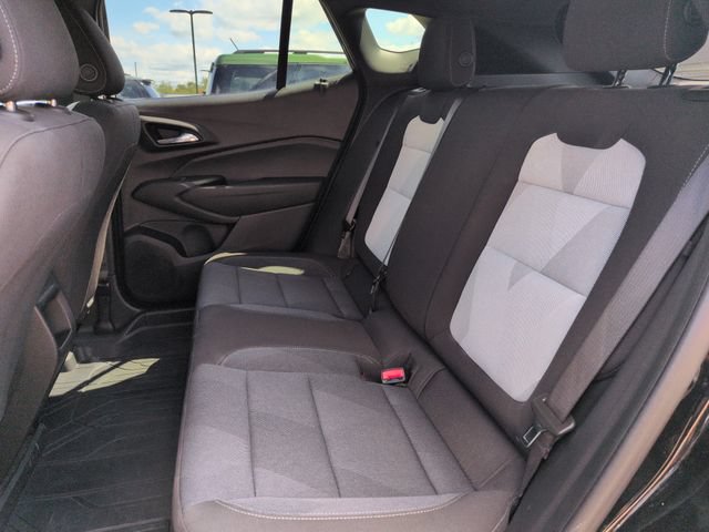 Used 2024 Chevrolet Trax RS w/ Driver Confidence Package FWD image 23