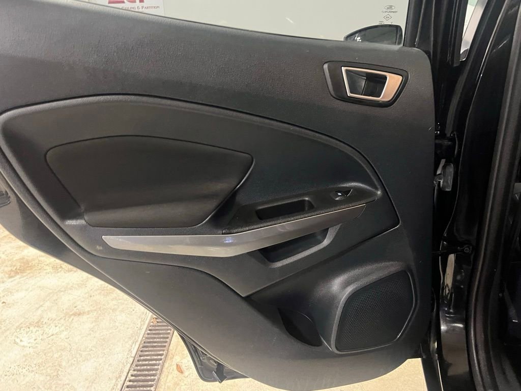 Certified 2018 Ford EcoSport SE image 36