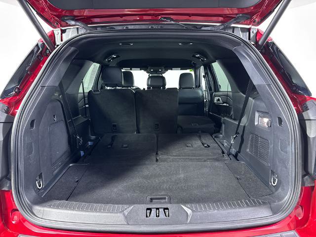 Certified 2025 Ford Explorer ST-Line w/ ST-Line Street Pack image 8