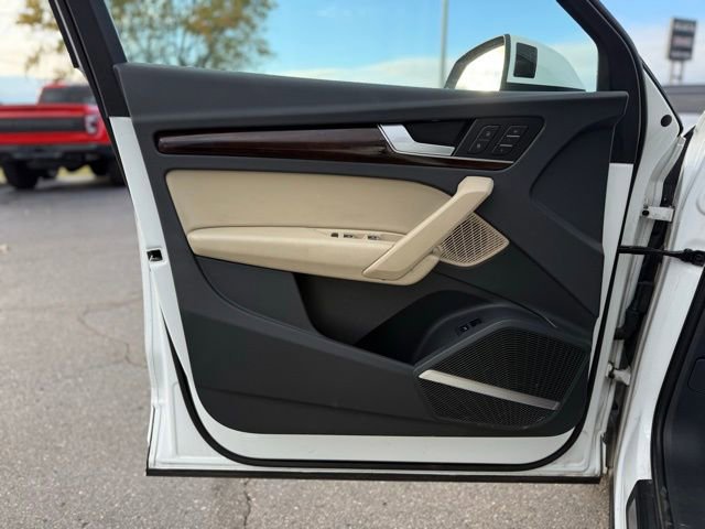 Used 2018 Audi Q5 2.0T Premium Plus w/ Premium Plus Package image 28