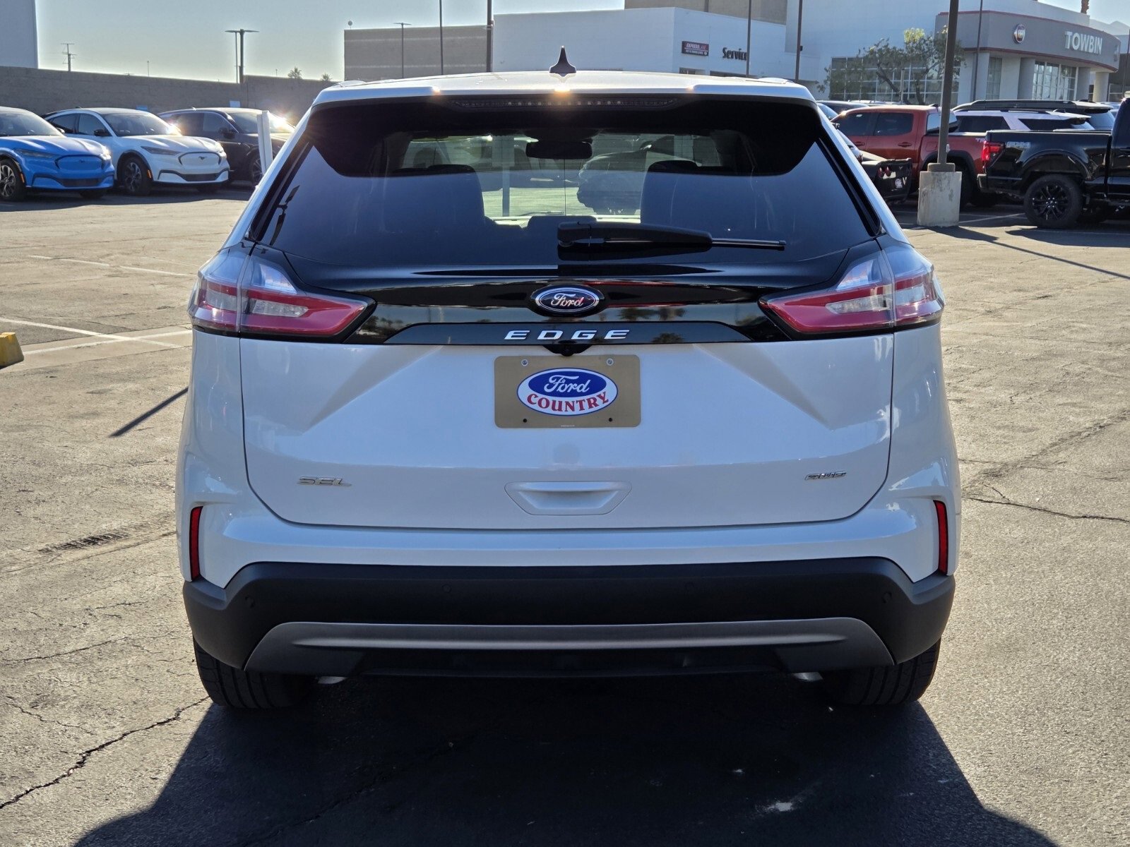Certified 2022 Ford Edge SEL w/ Convenience Package image 5