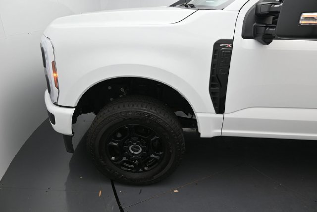 Certified 2025 Ford F350 XL w/ STX Appearance Package AWD/4WD image 9