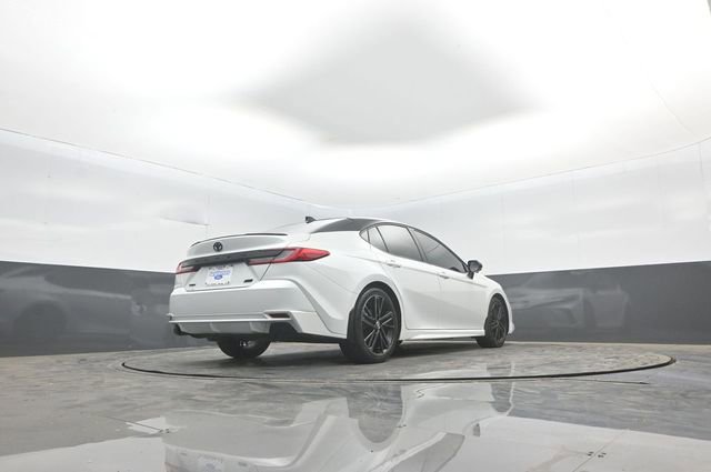 Used 2025 Toyota Camry XSE w/ Premium Plus Package image 39