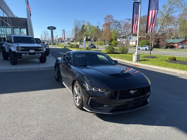 Certified 2024 Ford Mustang GT Premium RWD image 4