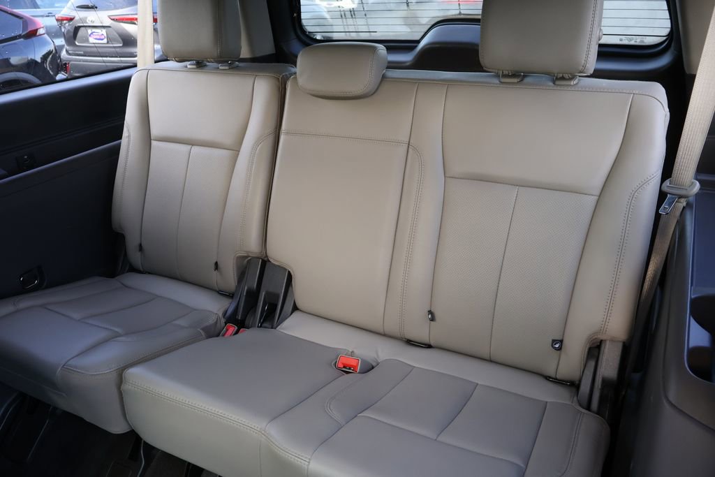 Certified 2021 Ford Expedition Max XLT image 28