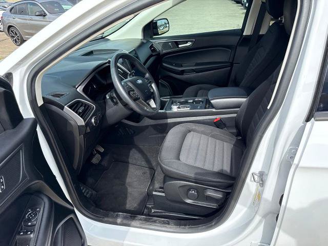 Certified 2022 Ford Edge SE w/ Black Appearance Package AWD/4WD image 19