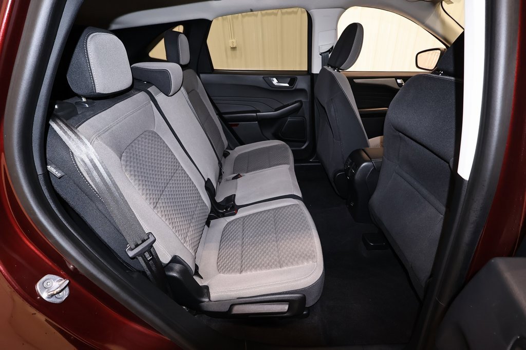 Certified 2021 Ford Escape SE w/ SE Sport Appearance Package image 17