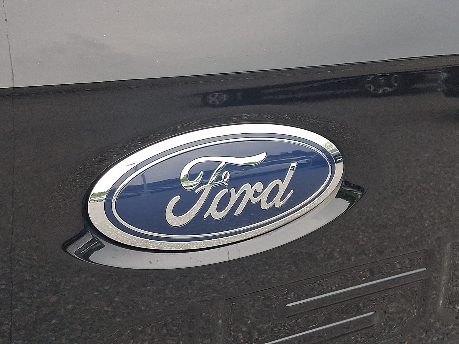 Certified 2023 Ford F150 Lariat w/ Equipment Group 502A High AWD/4WD image 31