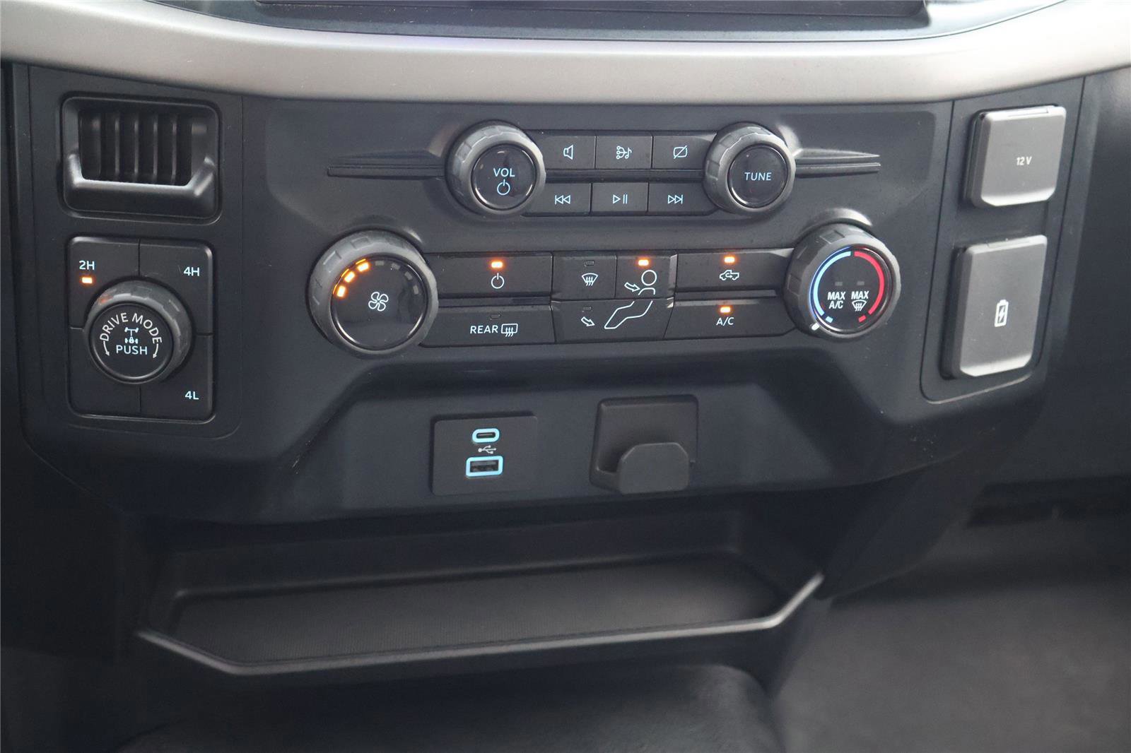 Certified 2024 Ford F150 XL w/ Equipment Group 103A High image 33