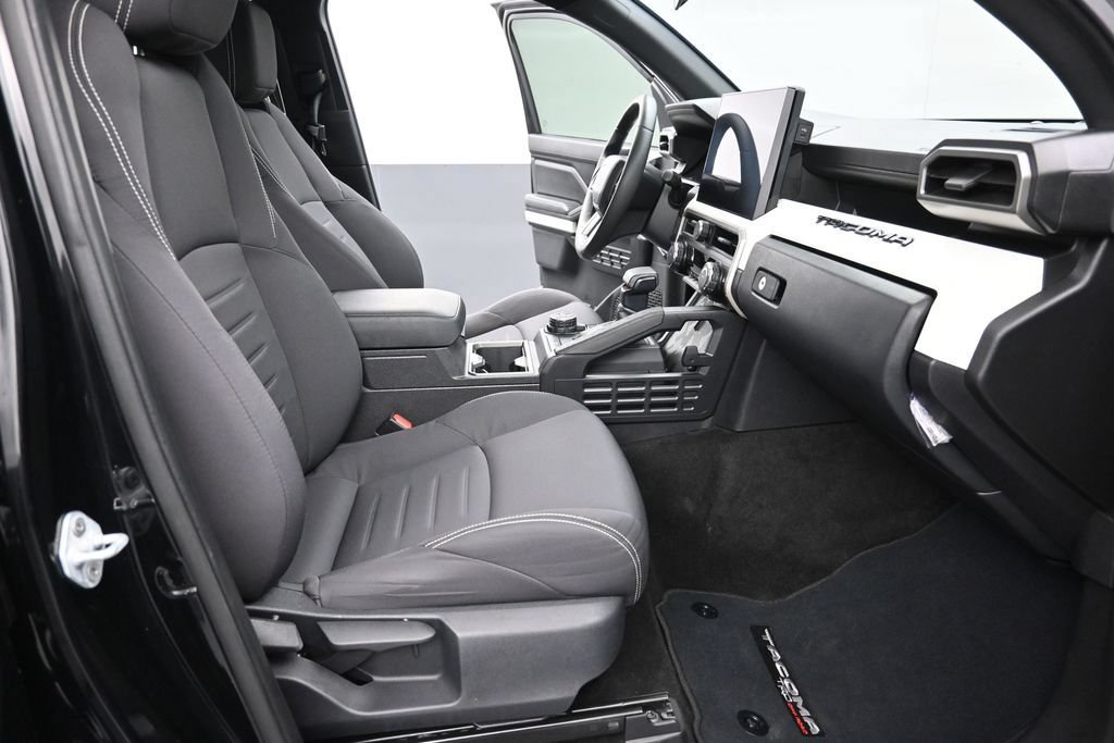 Used 2024 Toyota Tacoma TRD Off-Road AWD/4WD image 12