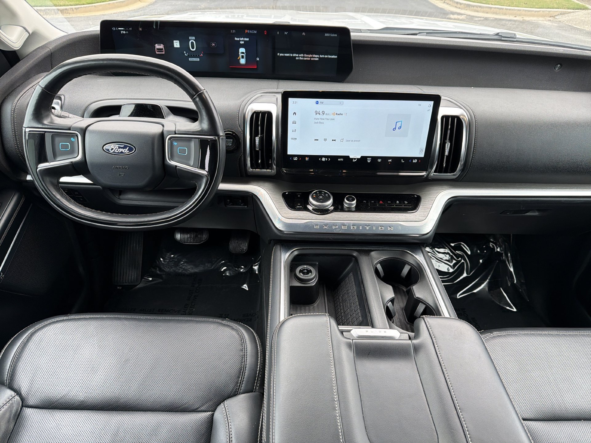 Certified 2025 Ford Expedition Platinum AWD/4WD image 2