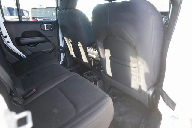 Used 2022 Jeep Gladiator Overland w/ Auxiliary Switch Group image 14
