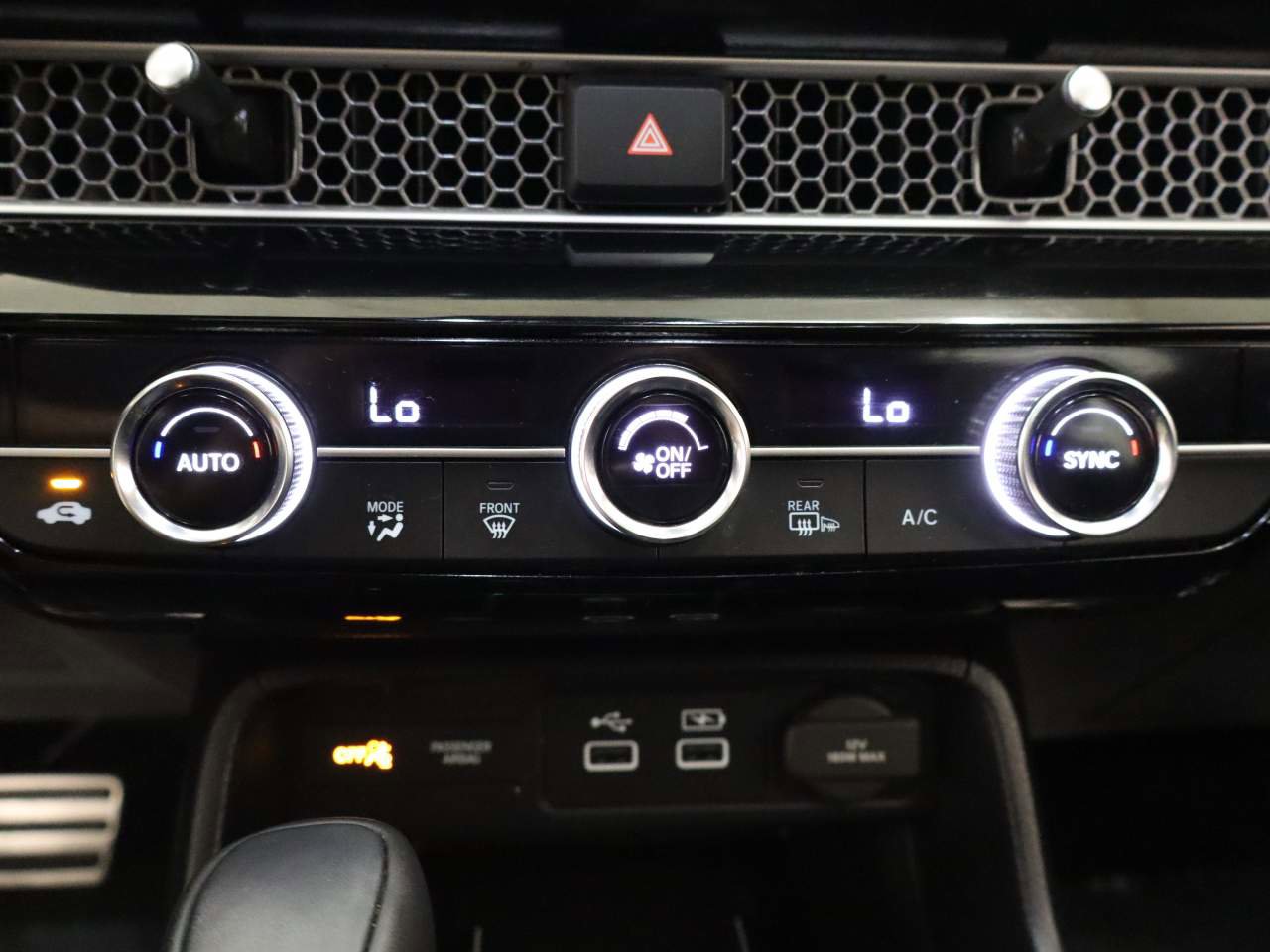 Used 2024 Honda Civic Sport Touring image 10