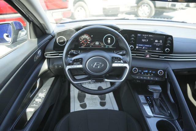 Used 2021 Hyundai Elantra SEL w/ Convenience Package image 21