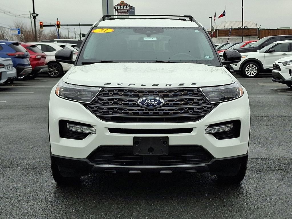Certified 2024 Ford Explorer XLT w/ Equipment Group 202A image 2