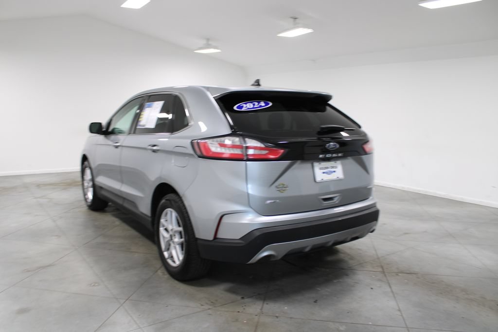 Certified 2024 Ford Edge SEL AWD/4WD image 8