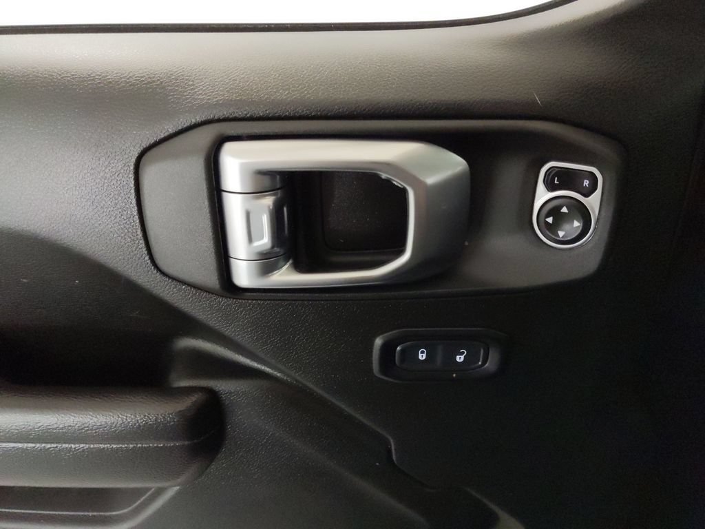 Used 2023 Jeep Wrangler Unlimited Sport AWD/4WD image 14