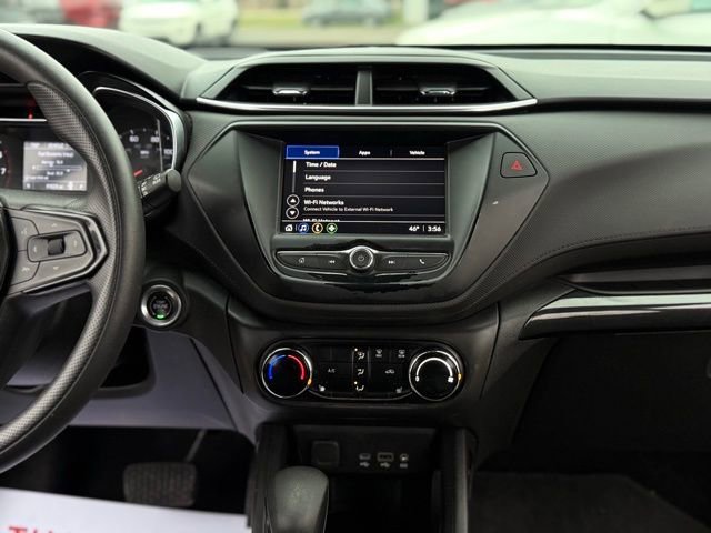 Used 2021 Chevrolet TrailBlazer LT w/ Driver Confidence Package image 25